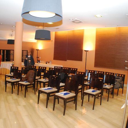 Hotel Mieres Del Camino エクステリア 写真